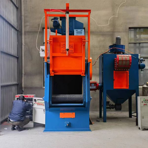 Q3210全自动履带抛丸机（带气动大门）